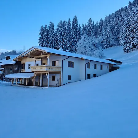 In Near Slopes, Cleaning Included Apartman