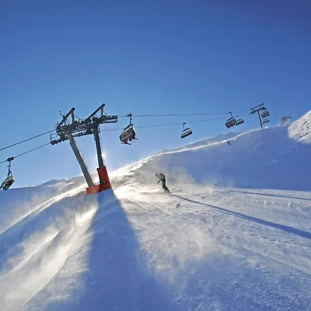 In Near Slopes, Cleaning Included Daire Kaltenbach